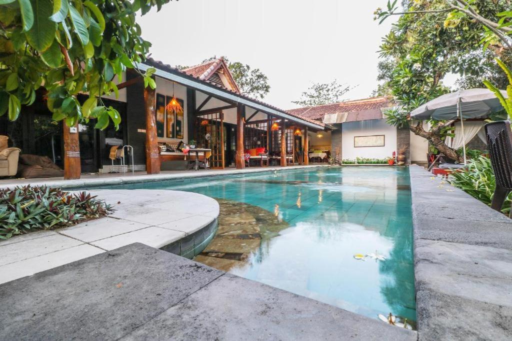 Villa Dende Lombok Tanjungkarang Екстериор снимка