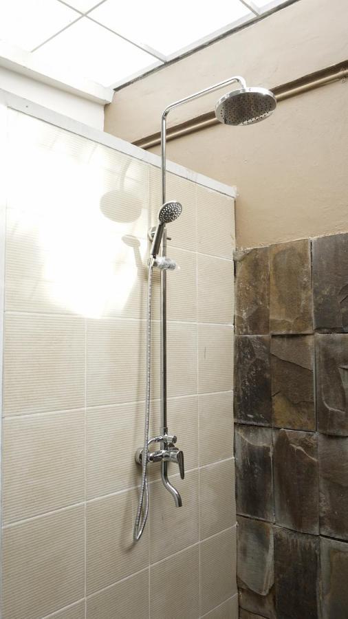 Villa Dende Lombok Tanjungkarang Екстериор снимка